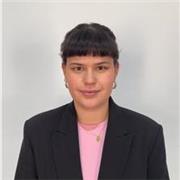 Titulada en Finanzas, banca y seguros en la Universidad Complutense